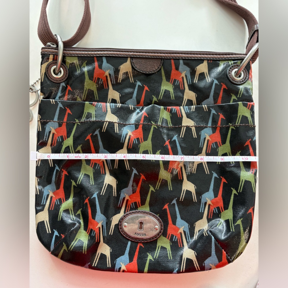 Fossil Key-Per bag, vinyl exterior, giraffe print EUC - Picture 5 of 16